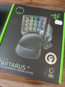 Razer Tartarus V2 RGB gaming keypad
