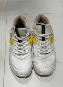 Kookaburra Junior Cricket shoes