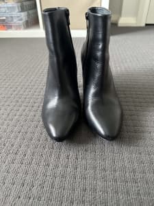 Wittner leather ankle boots