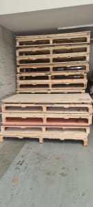 Pallets, packing crate, storage