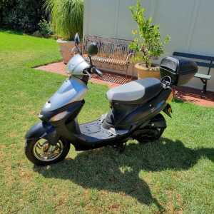 Zoot 50cc scooter 