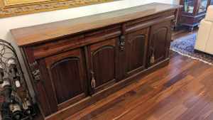 Timber buffet - excellent condition 