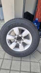 Tyre & Rim for 4x4 Dunlop AT20