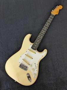 Fender Stratocaster 1986 E series 62 RI