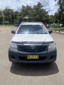 2013 Toyota Hilux Workmate 5 Sp Manual Dual Cab P/up