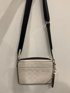 Crossbody Handbag - Beige with Black Strap
