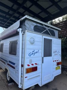 1997 Gazal Cream Caravan