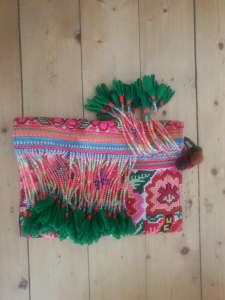 Handmade Indonesian pink/red/green embroidered/beaded clutch bag, VGC