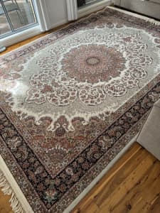 Machine woven Persian rug