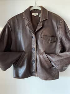 Ladies Ann Taylor leather jacket. Quality!