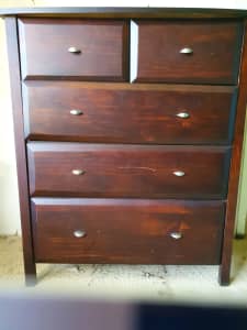 Ikea dark brown chest of draws, had some scratches on top and one of t