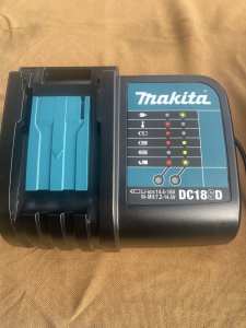 Brand new makita battery charger for different batteries