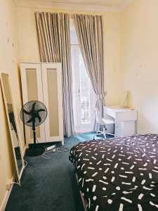 Private Single room 12min walk to Town Hall Station 