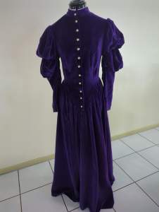 Velvet Dress - Gothic - Medieval - Victorian