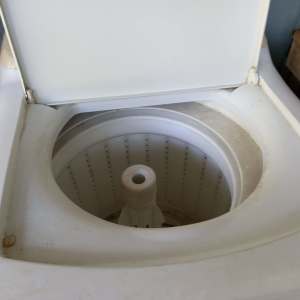 Top loader washing machine Simpson 6 kg