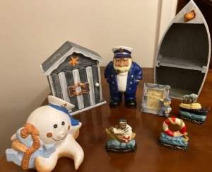 NAUTICAL THEMED HOME DECOR ITEMS-AS NEW