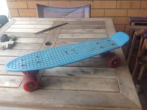 Penny style skate board