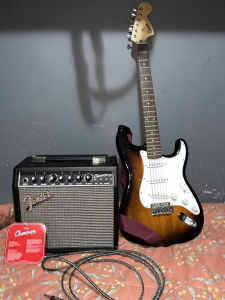 Fender Squire Stratocaster Electric Guitar Package