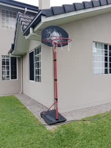 Adjustable basketball stand FREE