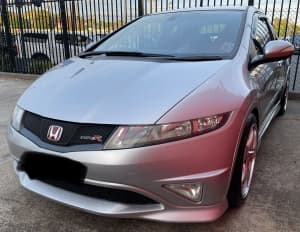 Honda Civic fn2 type r