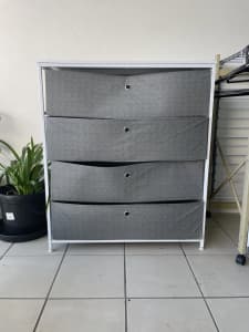 Set of drawers for clothes