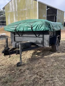 Spacious and Light Camper Trailer