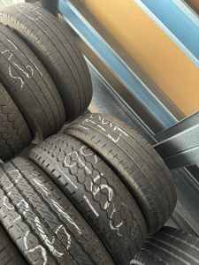 Second hand 195R15 LT tyres