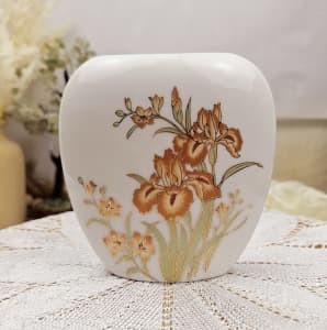Vintage Japanese Floral Vase