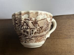 4 x Ironstone Tea cups from England