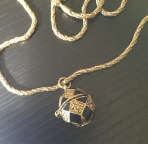 Vintage Joan Rivers Egg Pendant Necklace