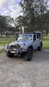 2013 JEEP WRANGLER UNLIMITED RUBICON (4x4) 6 SP MANUAL 4D SOFTTOP