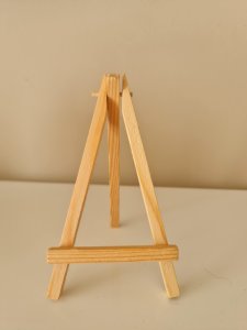 Mini wooden easel