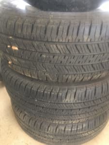 Full set of near new 20 inch tyres 
