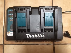 Makita Battery charger
