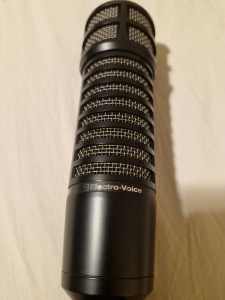 EV RE320 microphone 
