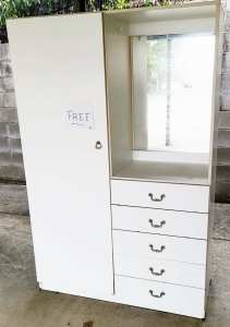 Dressing Table-Wardrobe - GIVE AWAY