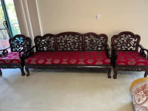 Vintage Carved Mahogany Rose Wood Lounge Chair Set (total 5 seats)