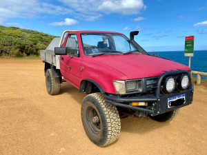 1992 Toyota Hilux RN105