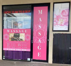 Very Busy Clean Massage Shop for Sale in Caulfield dont miss out.