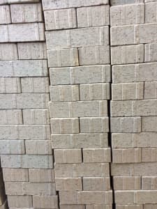 Attractive Solid Cream Paving Bricks 
