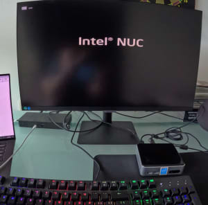 NUC NUC6i5SYH Mini PC/HTPC, i5-6260U, 16GB RAM, 256GB SSD, Win10Pro