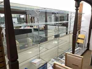 Jewellery Shop Glass Display Shelves with 15 Shelves and Mirror Back