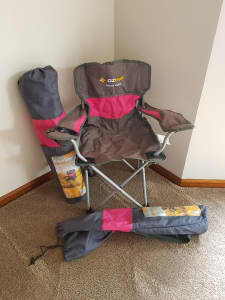 2 Oztrail Junior Deluxe chairs