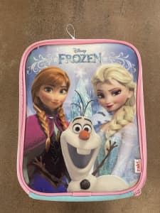 Zak! Disney Frozen insulated lunchbox (never used)