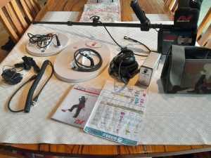 Minelab GPX 5000 metal detector in as new condition