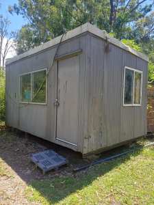 PORTABLE ROOM, INSULATED 4.8 x 3.0 $2800.