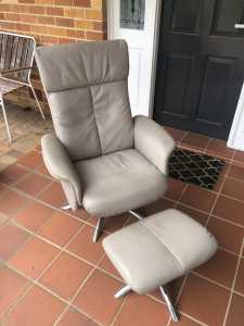 Armchair & Footrest