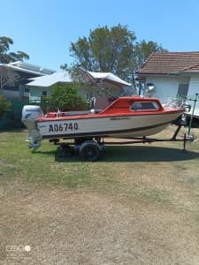 Half cabin fishing boat for sale