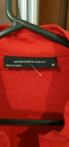Mirrors women Red Brand New sleeveless Zip top size 16