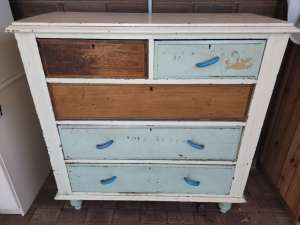 Chest of Draws Vintage FREE